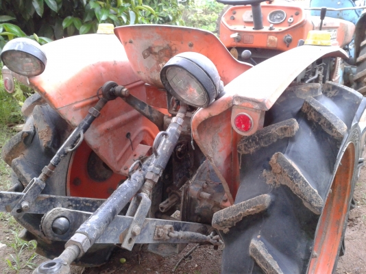 ขายรถไถkubota L1500 เพลา เดียว 15แรง