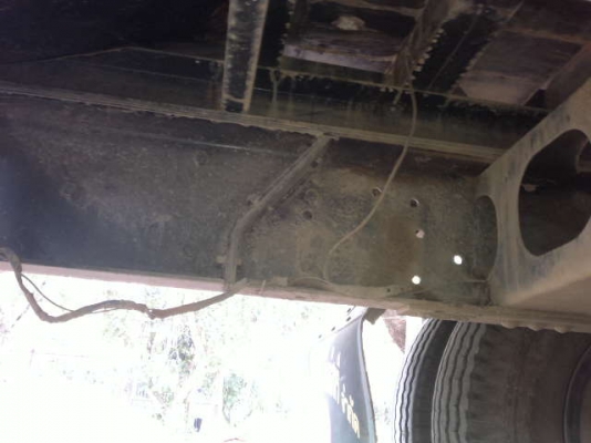 รถฮีโน่ 10 ล้อ ท้ายลาด FM3M 240 แรงม้า สนใจติดต่อ 081 - 6079515 รถฮีโน่ 10 ล้อ ท้ายลาด FM3M 240 แรงม้า สนใจติดต่อ 081 - 6079515