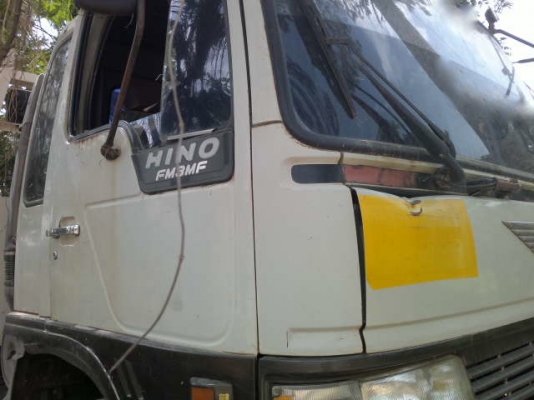 รถฮีโน่ 10 ล้อ ท้ายลาด FM3M 240 แรงม้า สนใจติดต่อ 081 - 6079515 รถฮีโน่ 10 ล้อ ท้ายลาด FM3M 240 แรงม้า สนใจติดต่อ 081 - 6079515