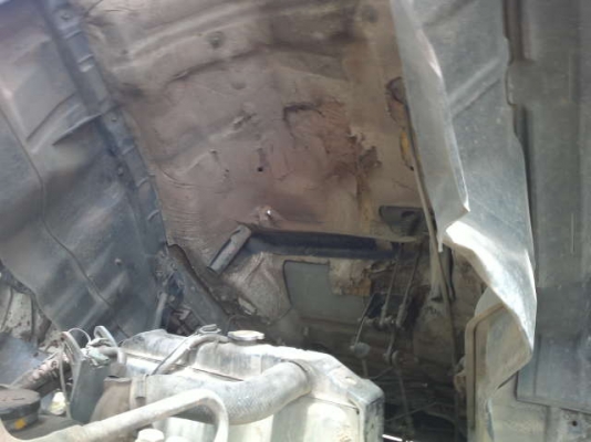 รถฮีโน่ 10 ล้อ ท้ายลาด FM3M 240 แรงม้า สนใจติดต่อ 081 - 6079515 รถฮีโน่ 10 ล้อ ท้ายลาด FM3M 240 แรงม้า สนใจติดต่อ 081 - 6079515