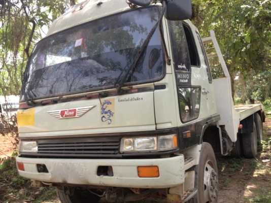รถฮีโน่ 10 ล้อ ท้ายลาด  FM3M 240 แรงม้า  สนใจติดต่อ 081 - 6079515