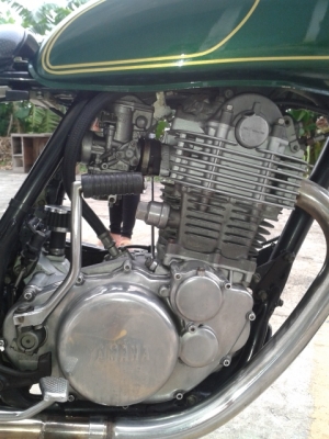 ขาย Sr 400 สวยๆ แต่ง คาเฟ่ คาบูลูกชัก ต่อรองได้คับ ขาย Sr 400 สวยๆ แต่ง คาเฟ่ คาบูลูกชัก ต่อรองได้คับ