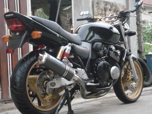 ((ลดกระหน่ำ)) CB400sf V-TEC 2 ปี2002 สภาพสวย แทพ ท่อไทเทเสียงโหดๆคับอินวอย+สรรพสารมิตร
