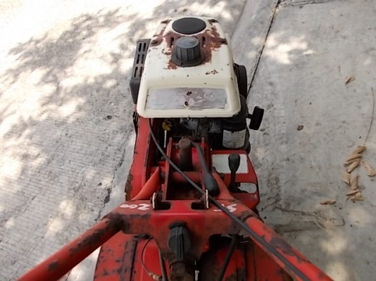 รหัส:13001158รถพรวนดินเดินตามเครื่องเบนชิลFA76D-148331(2.0ps.)เป็นรุ่นกระทัดรัดชุดพรวนดินกว้าง30cm.