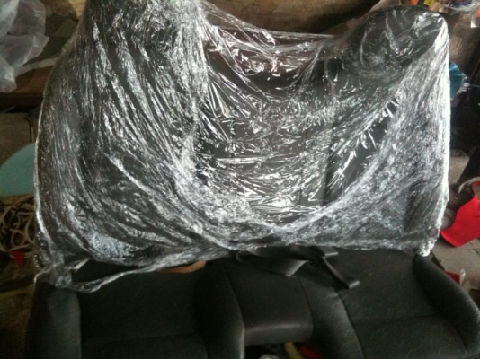 เบาะเดิม DMAX ตอนเดียวสภาพเยี่ยมครับ จัดส่งได้ครับ