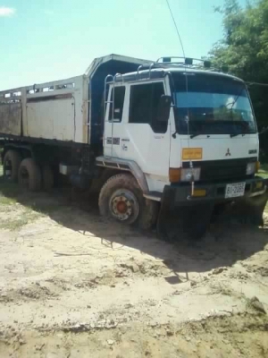 ขายด่วน รถสิบล้อสองเพลาดัมพ์ MITSU FN 527 MA เครื่อง EP100 ขายด่วน รถสิบล้อสองเพลาดัมพ์ MITSU FN 527 MA เครื่อง EP100