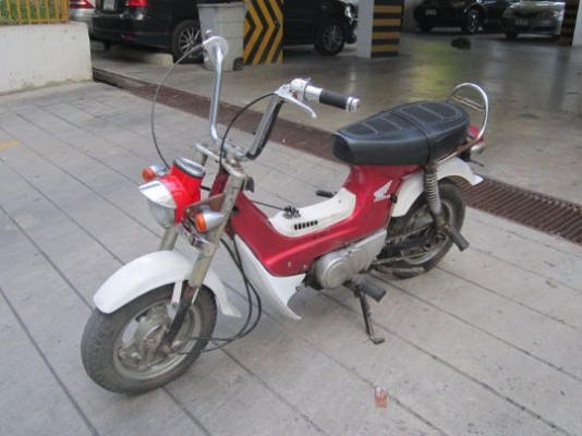 Honda Chaly..ชาลีออโต้เท่ๆ เครื่องเดิมแต่วิ่งสุดยอด ช้าอดชัวร์ กทม. Honda Chaly..ชาลีออโต้เท่ๆ เครื่องเดิมแต่วิ่งสุดยอด ช้าอดชัวร์ กทม.