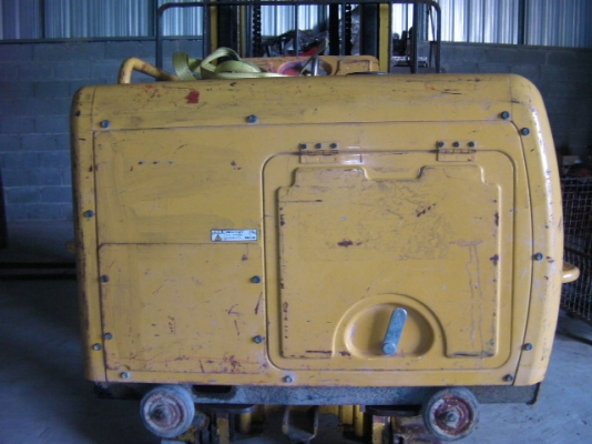 เครื่องปั่นไฟsuzuki suw1505พร้อมชุดเชื่อมสนาม สภาพสวยจากญี่ปุ่นแท้พร้อมใช้งาน ราคา 29,000บาท