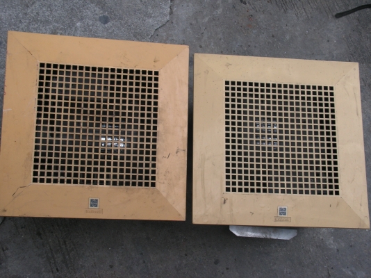 โคมพัดลมดูดอากาศเนชั่นเนล2ตัว1500บาท(ลูกค้าเก่าครับพี่ที่อยู่ออเงินรับไปดูเเลต่อแล้วครับ)