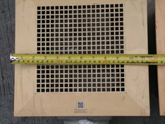 โคมพัดลมดูดอากาศเนชั่นเนล2ตัว1500บาท(ลูกค้าเก่าครับพี่ที่อยู่ออเงินรับไปดูเเลต่อแล้วครับ)