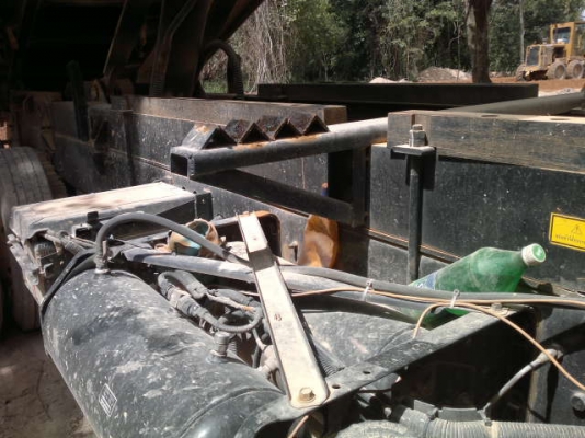 รถฮีโน่ 10 ล้อดั้ม 330 แรงม้า ปี 53 รถวิ่ง 9x,xxx กม. สนใจติดต่อ 081 - 6079515 รถฮีโน่ 10 ล้อดั้ม 330 แรงม้า ปี 53 รถวิ่ง 9x,xxx กม. สนใจติดต่อ 081 - 6079515