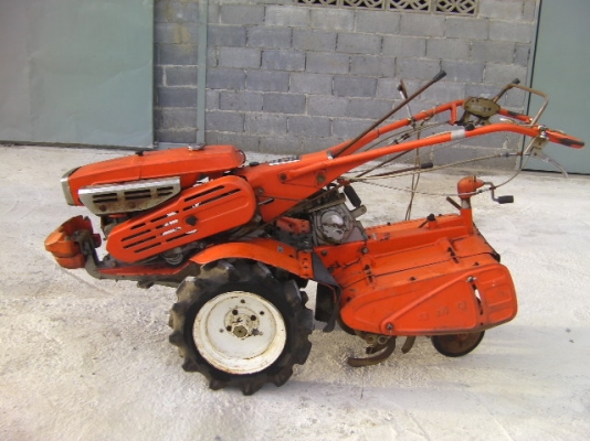 รถพรวนKubota-LG250-3Tสภาพสวยมากอุกปกรณ์สำหรับพวนดินพร้อมพร้อมลุยจากญี่ปุ่นแท้ราคา14,000บาท