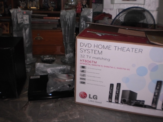 ขายDVD LG Life'Good พี่น้องซื้อมาซ้ำกัน ขายออก 1 ชุด ราคาซื้อมา 18300 ขาย 15000 ของใหม่ยังไม่ได้ใช้