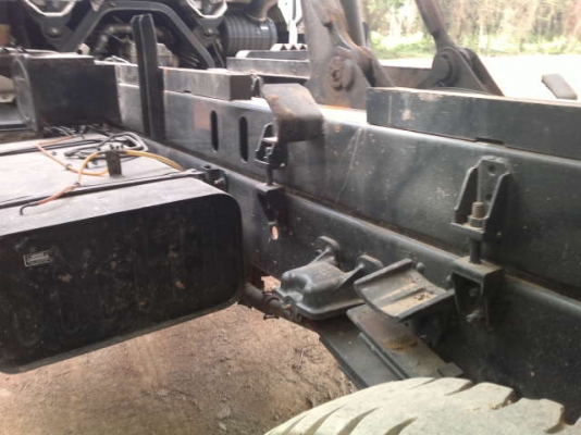 รถฮีโน่ 6 ล้อดั้ม FTR 240 แรงม้า ปี 54 รถวิ่ง 43,xxx กม.  สนใจติดต่อ 081 - 6079515