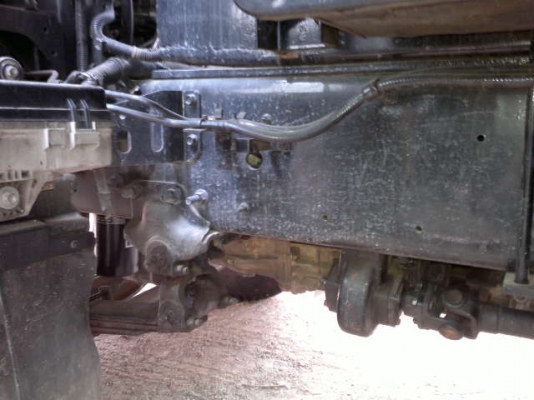 รถฮีโน่ 6 ล้อดั้ม FTR 240 แรงม้า ปี 54 รถวิ่ง 43,xxx กม.  สนใจติดต่อ 081 - 6079515