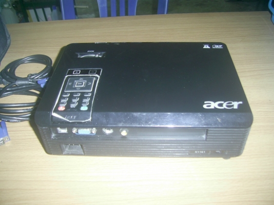 ขาย เครื่องฉายโปรเจคเตอร์ 3D acer