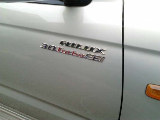 TOYOTA HILUX TIGER EXTRACAB 3.0 EFi MT 4WD ปี 44 รถบ้านภาพดีเดิมๆ ไม่เคยมีอุบัติเหตุหนักเลยพร้อมใช้งาน เครื่องแห้งแรงดี ภายในเก๋งคอนโซลสวยครบพร้อม CD ABS แอร์ พ.เพาเวอร์ ก.ไฟฟ้า กระบะปูพื้นยางลายเนอร์ ช่วงล่างแน่นหนึบ ระบบขับเคลื่อนสี่ล้อพร้อมใช้งานได้เลย