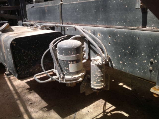 รถอิซูซุ 10 ล้อดั้ม 380 แรงม้า ปี 55 ( ขาย แม่/ลูก ) สนใจติดต่อ 081 - 6079515 รถอิซูซุ 10 ล้อดั้ม 380 แรงม้า ปี 55 ( ขาย แม่/ลูก ) สนใจติดต่อ 081 - 6079515