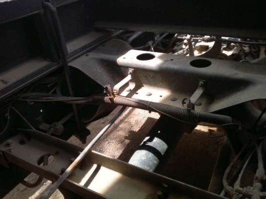 รถอิซูซุ 10 ล้อดั้ม 380 แรงม้า ปี 55 ( ขาย แม่/ลูก ) สนใจติดต่อ 081 - 6079515 รถอิซูซุ 10 ล้อดั้ม 380 แรงม้า ปี 55 ( ขาย แม่/ลูก ) สนใจติดต่อ 081 - 6079515