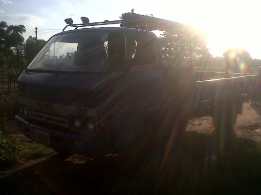 -ขายด่วน  KS 110 ติดเครน  เครนยกได้ 3 ตัน รถพร้อมใช้  เอกสารพร้อมโอน