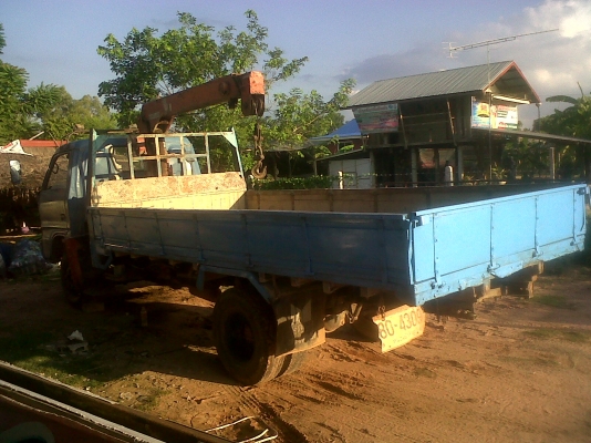 -ขายด่วน  KS 110 ติดเครน  เครนยกได้ 3 ตัน รถพร้อมใช้  เอกสารพร้อมโอน