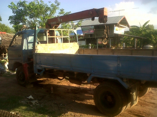 -ขายด่วน  KS 110 ติดเครน  เครนยกได้ 3 ตัน รถพร้อมใช้  เอกสารพร้อมโอน