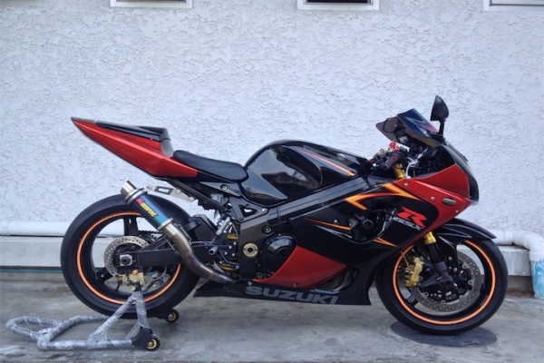 ***ขาย SUZUKI GSXR 1000 K4 เครื่องดี สีสวย ราคาโดนค่ะ***