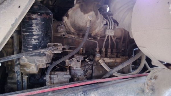 รถมิตซู 10 ล้อดั้ม 220 แรงม้า ( ขายตามสภาพ ) ( ซีเรี้ยน 4500 กว่า. )   สนใจติดต่อ 081 - 6079515