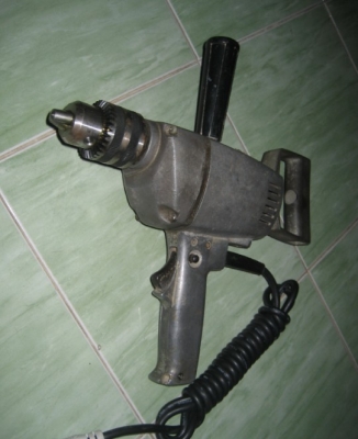 ขายด่วนสว่านรอบช้า Makita 5 หุน รุ่น 6216 japan แท้แน่นอน