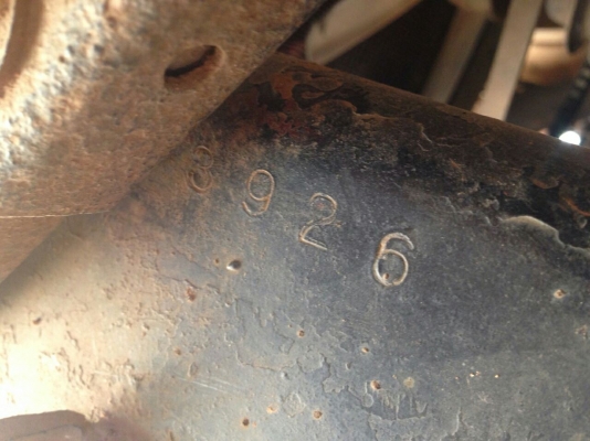 ขาย 6ล้อช่วงยาว ISUZU ROCKY165  เครื่องเดิม6BD1 165 HP แห้งดีติดง่ายไม่หลวม เกียร์ดี ช่วงล่างใหญ่ คัสซีสวยมาก ไม่ผุไม่บวมไม่ดาม เฟืองท้ายใหญ่ FUSO กระบะพื้นเหล็กคอกเหล็กแข็งแรง ยาว5.5ม.หัวนอก บางสีดี มีตำหนิจิ้มมานิดนึง ภายในดี คอนโซลครบ ยาง900 ดี6เส้น พร