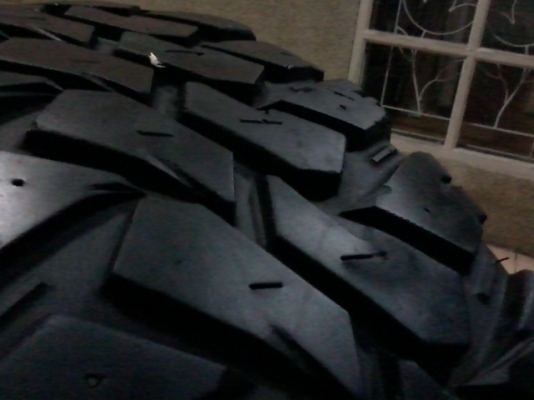 ขายยาง Maxxis Bighorn 764 265/75 ขอบ16 ปี 10