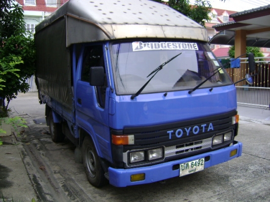 ปี2005 มือเดียว โตโยต้า ไดน่าเครื่อง3L (2800cc.)มีโครงหลังคาตัวรถสีฟ้าน้ำเงิน มีแอร์ พาวเวอร์ ปี2005 มือเดียว โตโยต้า ไดน่าเครื่อง3L (2800cc.)มีโครงหลังคาตัวรถสีฟ้าน้ำเงิน มีแอร์ พาวเวอร์