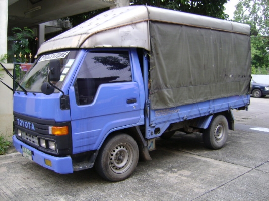 ปี2005 มือเดียว โตโยต้า ไดน่าเครื่อง3L (2800cc.)มีโครงหลังคาตัวรถสีฟ้าน้ำเงิน มีแอร์ พาวเวอร์ ปี2005 มือเดียว โตโยต้า ไดน่าเครื่อง3L (2800cc.)มีโครงหลังคาตัวรถสีฟ้าน้ำเงิน มีแอร์ พาวเวอร์