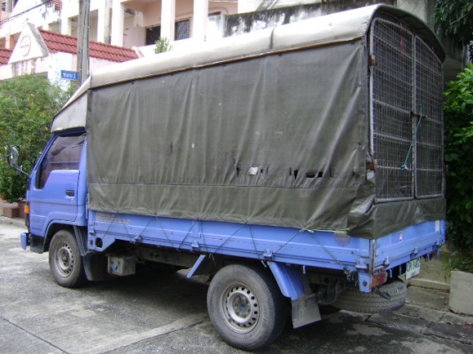 ปี2005 มือเดียว โตโยต้า ไดน่าเครื่อง3L (2800cc.)มีโครงหลังคาตัวรถสีฟ้าน้ำเงิน มีแอร์ พาวเวอร์ ปี2005 มือเดียว โตโยต้า ไดน่าเครื่อง3L (2800cc.)มีโครงหลังคาตัวรถสีฟ้าน้ำเงิน มีแอร์ พาวเวอร์