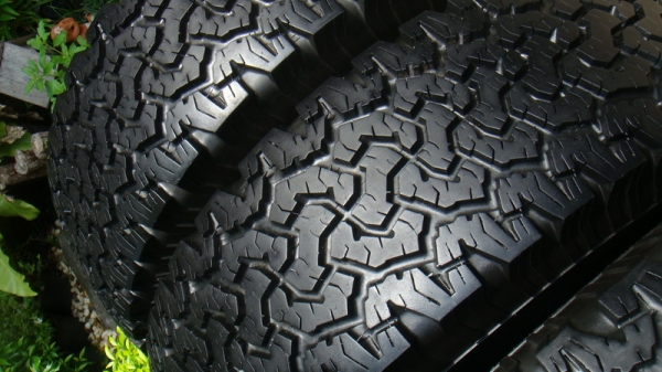 ขายยาง BF Goodrich Allterrain 265 75 r16 ปลายปี10 สวยๆ ขายยาง BF Goodrich Allterrain 265 75 r16 ปลายปี10 สวยๆ