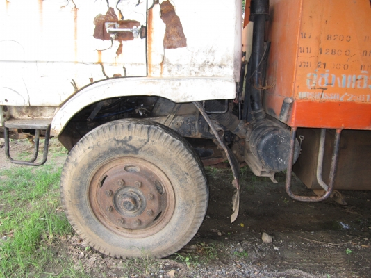 ขายรถเทลเลอร์ มิตซู หน้ากากดำ 2 เพลา ขายรถเทลเลอร์ มิตซู หน้ากากดำ 2 เพลา