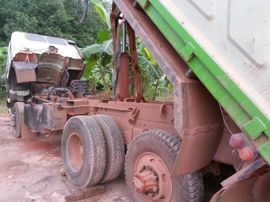 HINO FM3M มีระบบพ่วง หัวเดิม เครื่องเปลี่ยน  240 แรงม้า  เดิมราคา  1,590,000 บาท