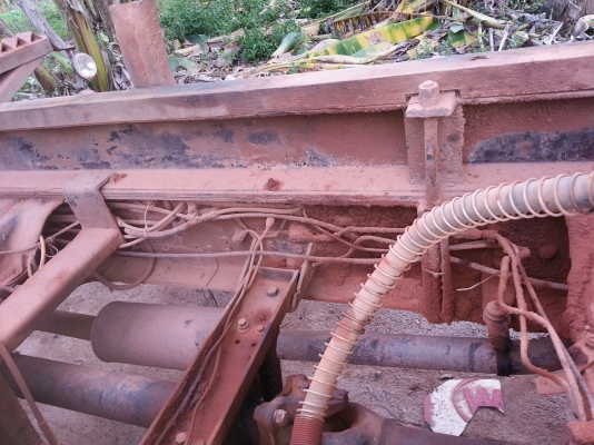 HINO FM3M มีระบบพ่วง หัวเดิม เครื่องเปลี่ยน  240 แรงม้า  เดิมราคา  1,590,000 บาท