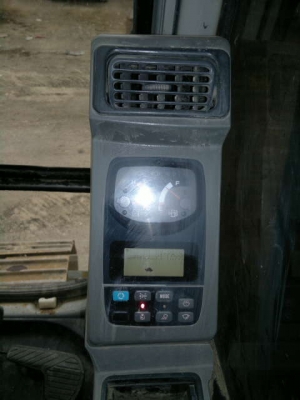 ขายรถแบคโฮ KOBELCO SK200-YN-10 ซีเรี้ยล.40457 เอกสารใบแจ้งจำหน่าย เอวแน้น ไฟฟ้าครบ รถสวย ราคาย้อมๆรีบจองด่วน