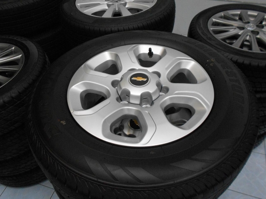 ขายล้อแม็ก chevrolet Colorado ขอบ 16 พร้อมยางป้ายแดงปี 13/เทิร์นได้-ใส่ฟรีค่ะ