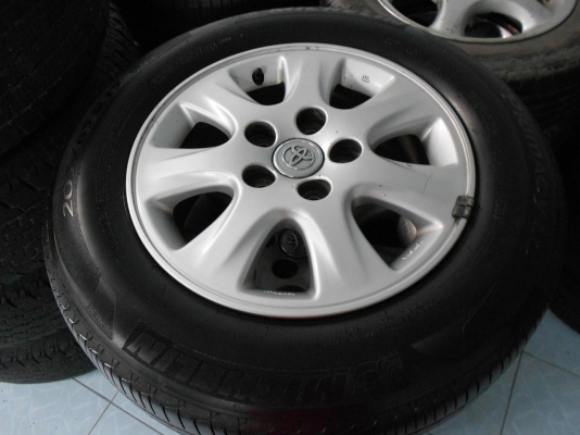 ขายล้อแม็ก toyota camry ขอบ 15 พร้อมยางมิชลินปี 11/เทิร์นได้-ใส่ฟรีค่ะ