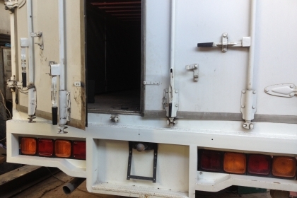 ขาย ISUZU FTRหัวโรโบคอบ CNG ห้างแท้ออกตรีเพชรปี 53 ตู้แห้ง10บาน ขาย ISUZU FTRหัวโรโบคอบ CNG ห้างแท้ออกตรีเพชรปี 53 ตู้แห้ง10บาน