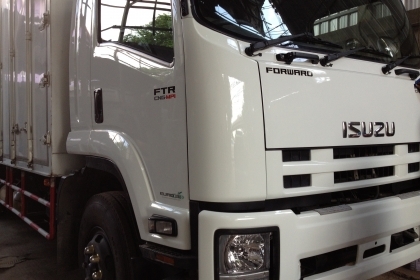 ขาย ISUZU FTRหัวโรโบคอบ CNG ห้างแท้ออกตรีเพชรปี 53 ตู้แห้ง10บาน