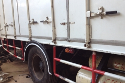 ขาย ISUZU FTRหัวโรโบคอบ CNG ห้างแท้ออกตรีเพชรปี 53 ตู้แห้ง10บาน ขาย ISUZU FTRหัวโรโบคอบ CNG ห้างแท้ออกตรีเพชรปี 53 ตู้แห้ง10บาน