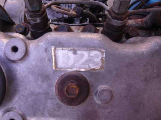 ขายเครื่องยนต์ดีเซล NISSAN SD23 สวยๆไม่แพง