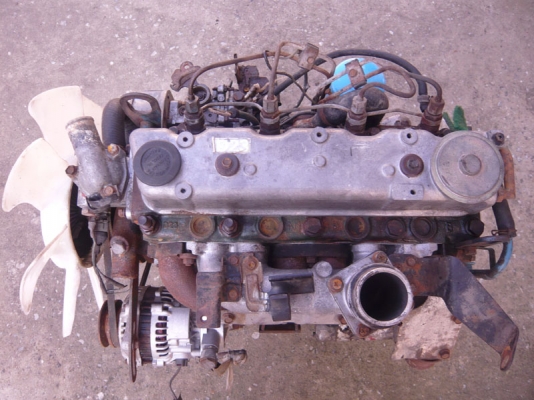 ขายเครื่องยนต์ดีเซล NISSAN SD23 สวยๆไม่แพง