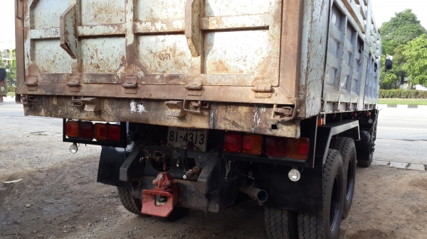 HINO 2 K   240 แรง ดั้มแม่ลูก ลูกเนียม 2 คาน