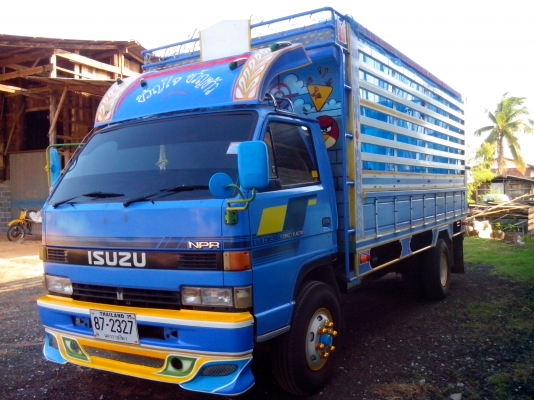 ขาย NPR 135 หล่อๆครับรถผมเองครับไม่ค่อยใด้ใช่