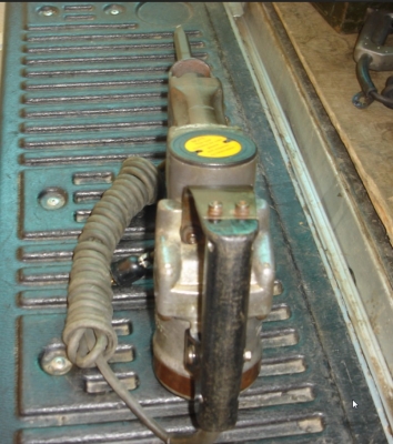 ขายเครื่องสกัดคอนกรีต Makita รุ่น HM1201 (1130w.)