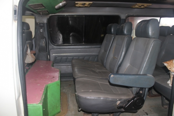 รถตู้หัวจรวด สวยสวยจริงๆ ติดแก๊ส LPG ลดกระหน่ำ!!! ด่วนๆๆ